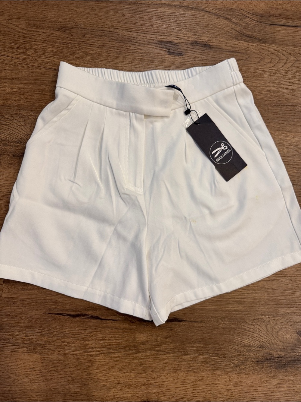 NWT Amazon Women's High Waist White Dress Shorts
